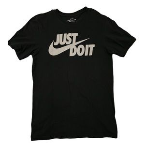 Men’s Nike Tshirt